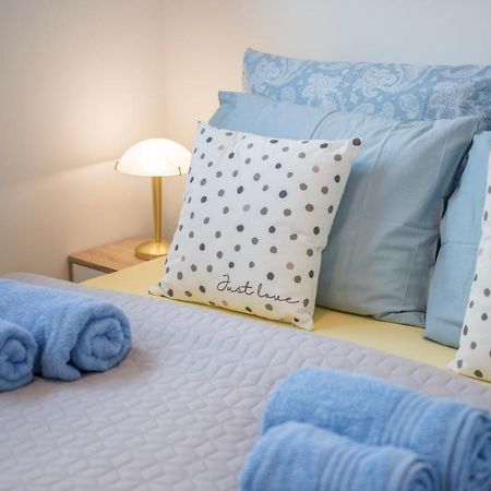Zsuka Apartman Free Parking Pécs Eksteriør bilde